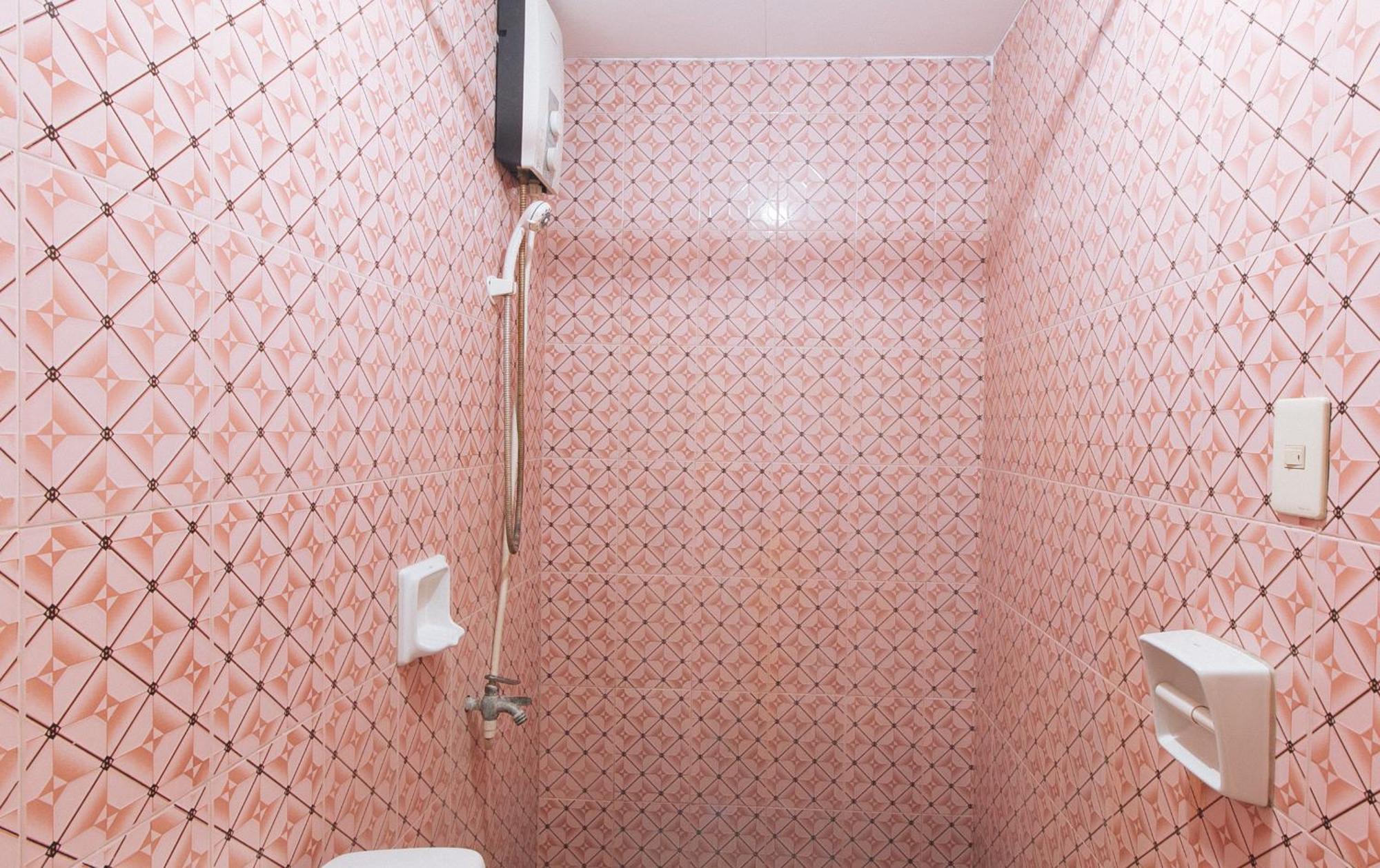 Reddoorz @ Golden Victory Hotel Mabalacat Pampanga Екстер'єр фото